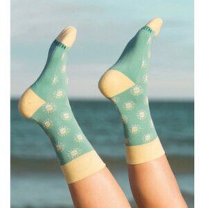 HAPPY EARTH Women's Seas the Day Organic Cotton Crew Socks Size OS Green